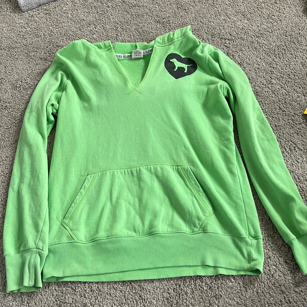 Green VictoriasSecret Pink Sweater Great Condition